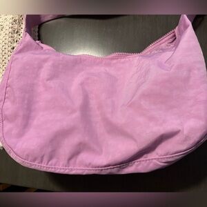 BAGGU medium crescent in peony